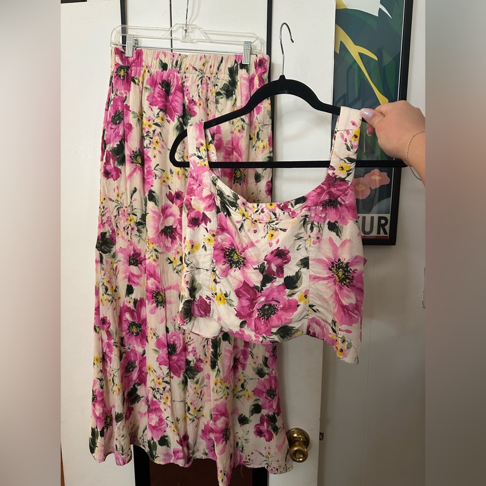 Abercrombie & Fitch Floral 2 piece set - Pink and Green